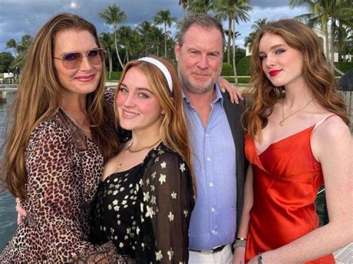 Brooke Shields' Dad: A Deep Dive into the Life of Frank Shields