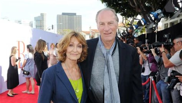 David Hollander: A Comprehensive Insight into the Life and Career of a Renowned Writer and Director