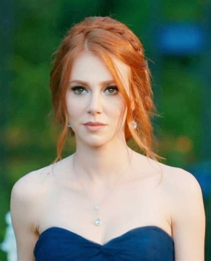 Exploring the World of the Red-Haired Turkish Actress
