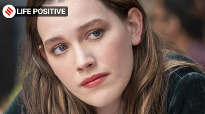 Is Victoria Pedretti Married? Exploring the Life of the Rising Star