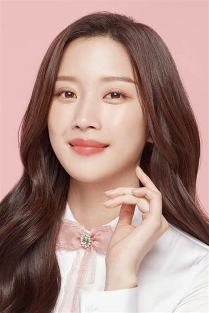 Mun Ka-Young Relationships: A Comprehensive Guide to Her Personal Life and Career